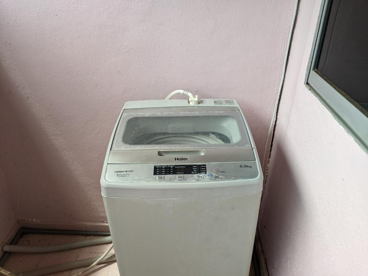 Aryani Homestay Kampong Kelemak Номер фото